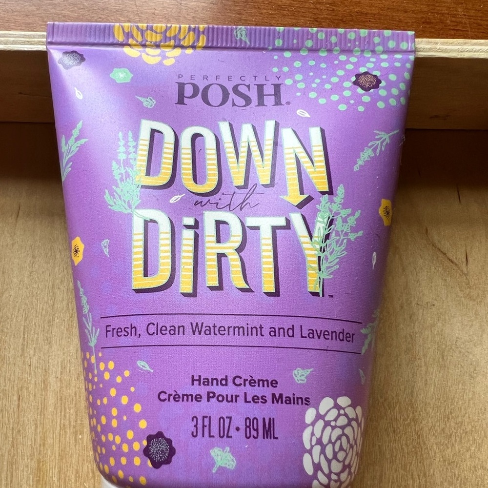COPY - Perfectly Posh Down With Dirty Hand Creme
